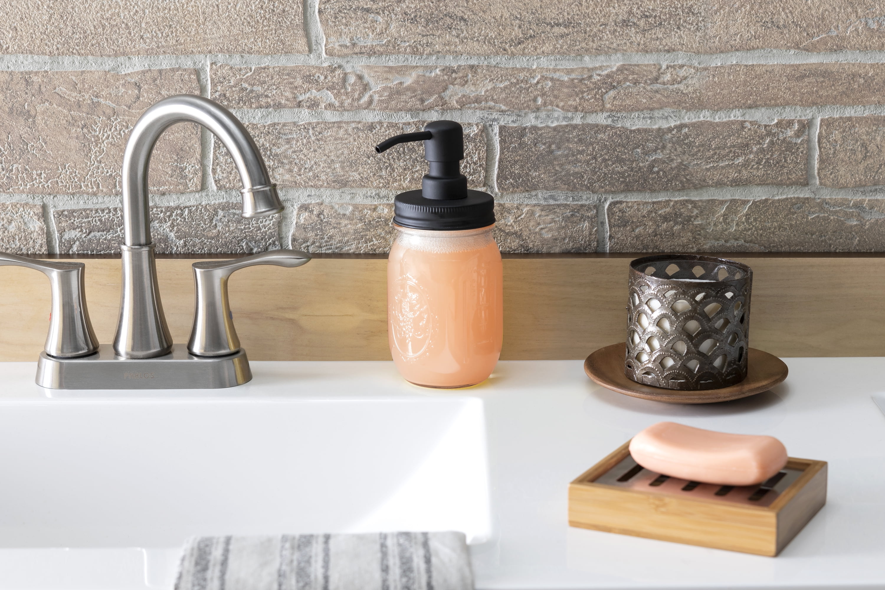 Jarmazing Products Mason Jar Soap Dispenser - Black - With 16 Ounce Ball Mason Jar - Made from Rust Proof Stainless Steel