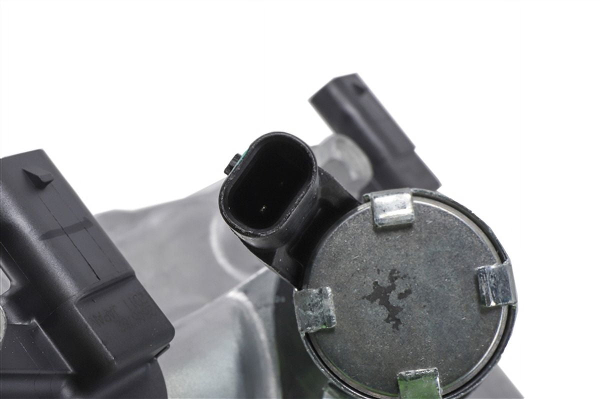 Passenger Side Camshaft Cover