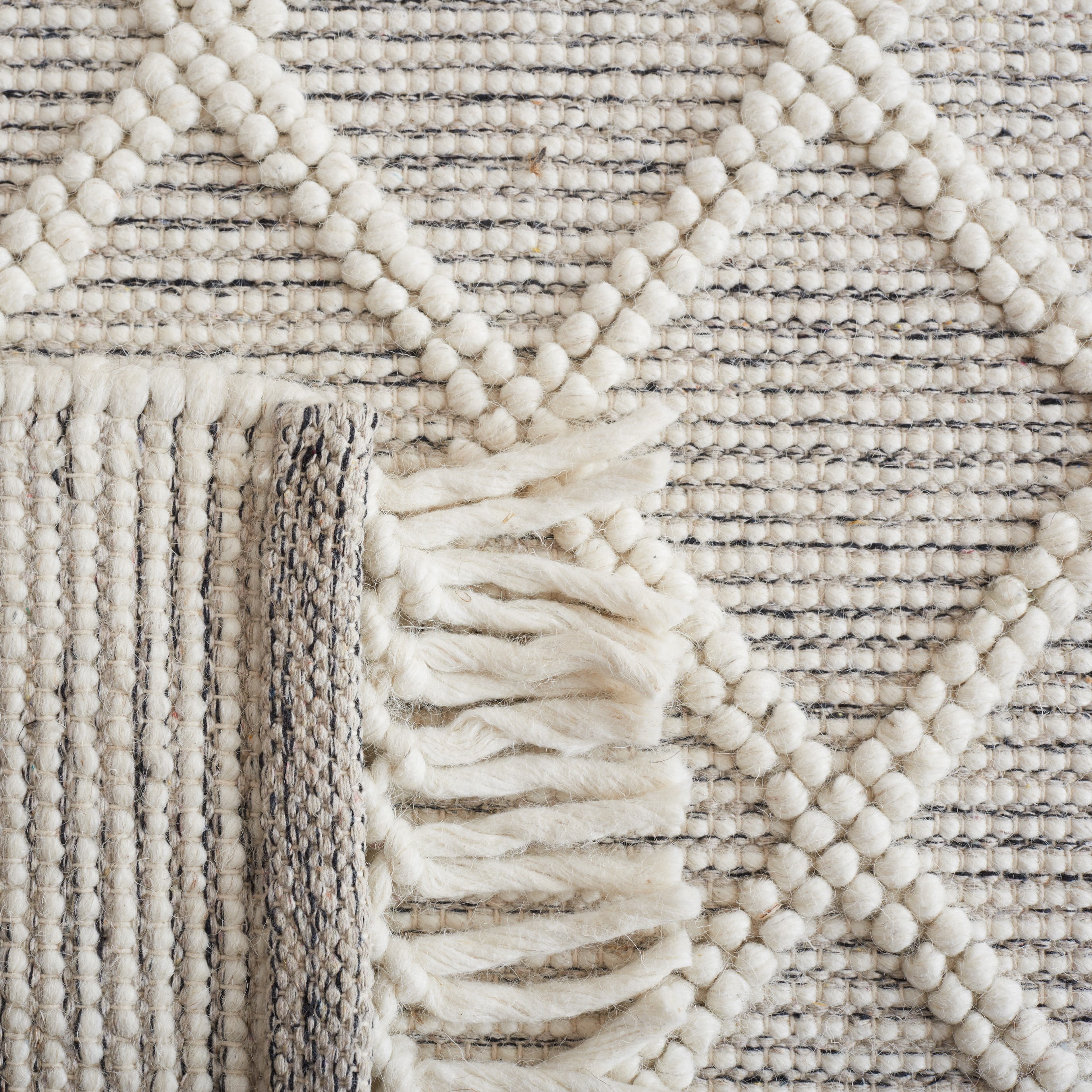 SAFAVIEH Vermont Willard Trellis Area Rug, Black/Ivory, 8' x 10'