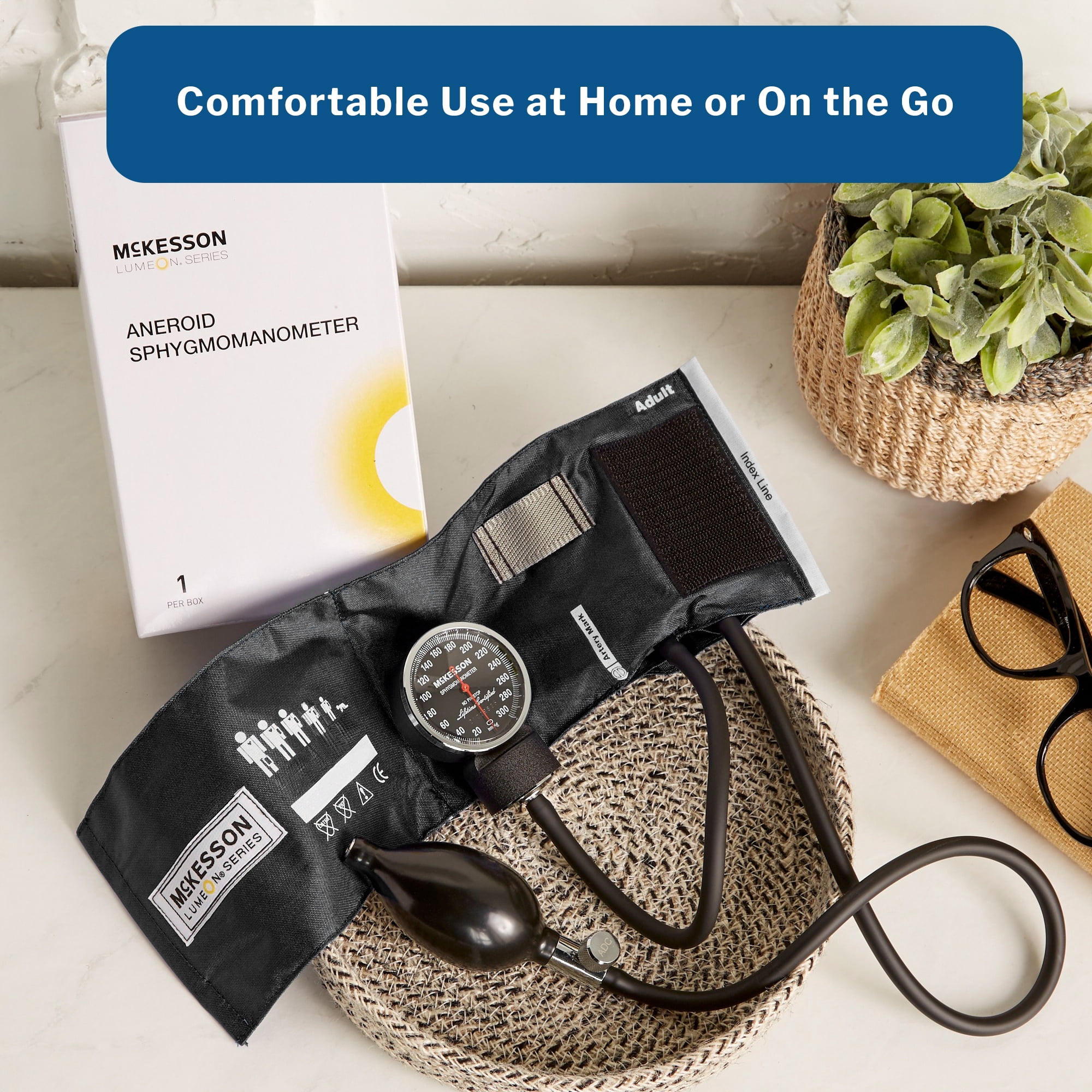 McKesson Lumeon Arm Aneroid Sphygmomanometer Blood Pressure Monitor for Adults, 1 Ct
