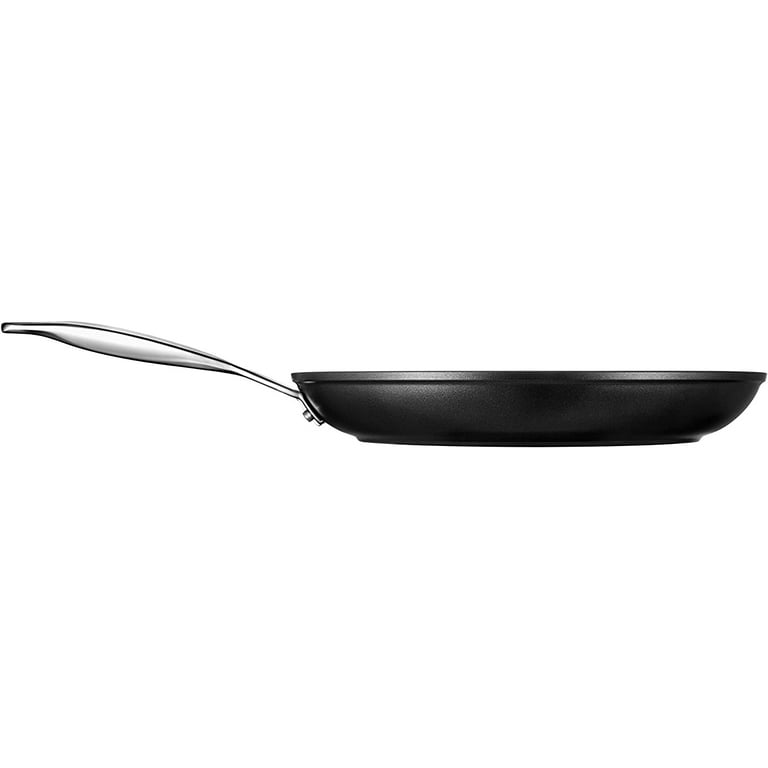 Le Creuset Toughened Nonstick Pro Fry Pan, 11-in.