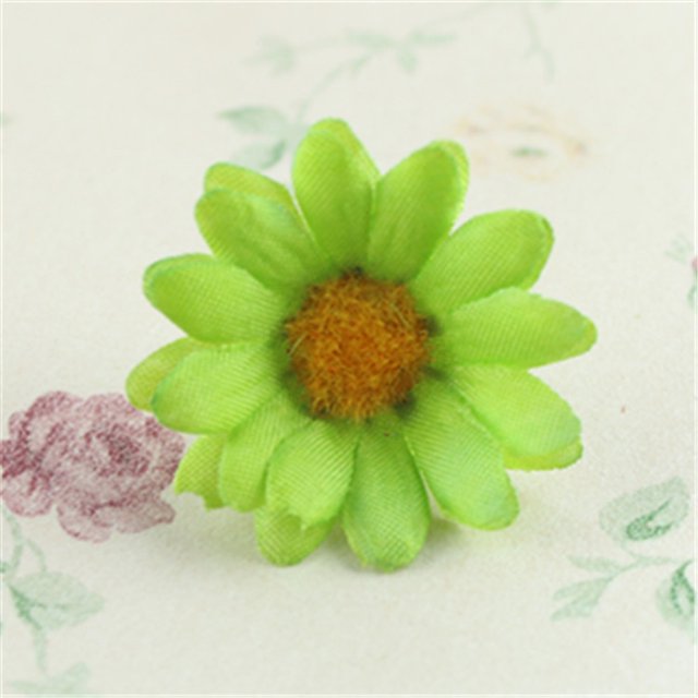 4cm two-layer small chrysanthemums Starting from 50 batches Simulated Little Daisy DIY Floral Wedding Party Decorations Supplies