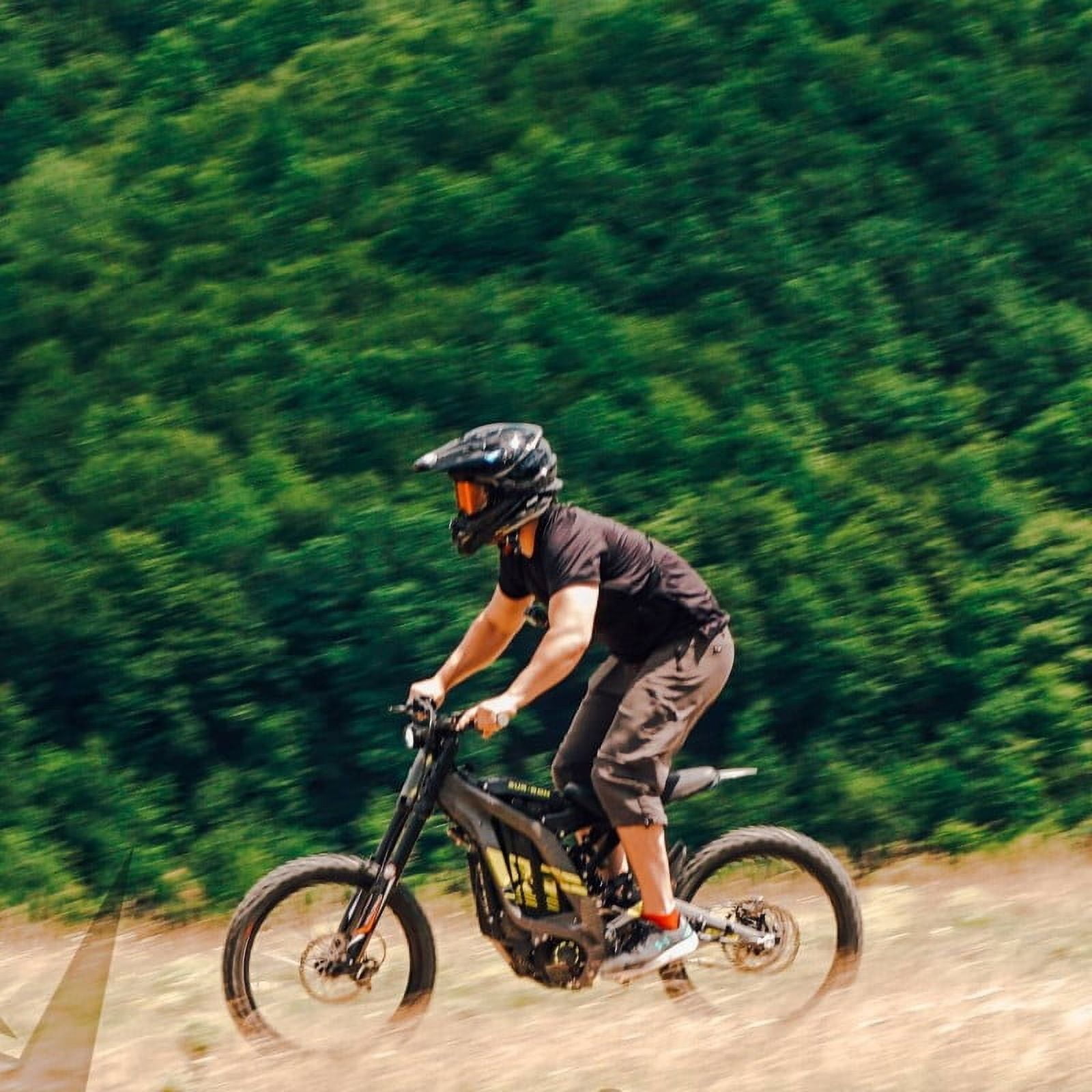 Surron Light Bee X Electric Dirt Bike, 6000W Peak Power Off-Road Motorbike, 46 MPH Max Speed, 60V 40Ah Battery, 75 Miles Range