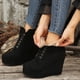 thumbnail image 3 of NECHOLOGY Botas Mujer Adulto Femenino Zapatos Botines de mujer Botas de suela gruesa con cordones de gamuza sólida de felpa de invierno a la moda para mujer (Black, 8.5), 3 of 7