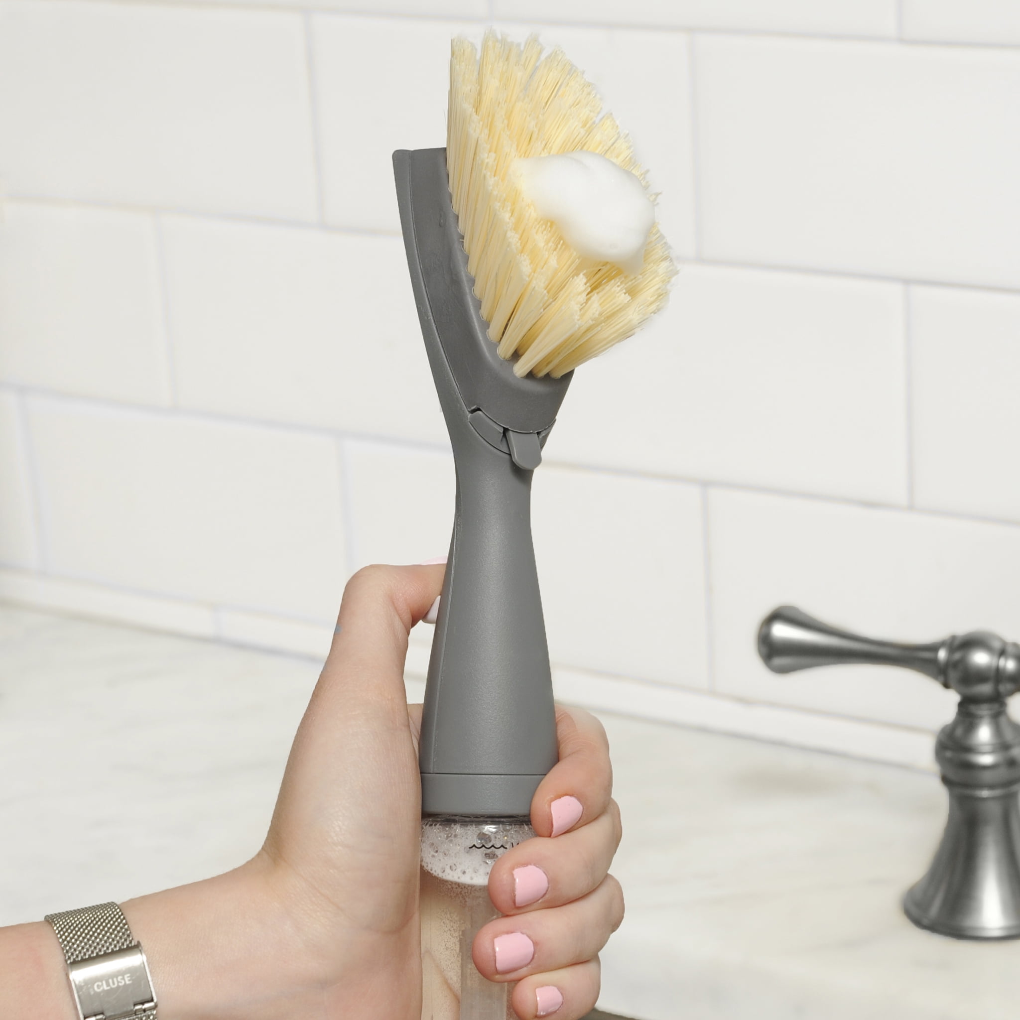 Full Circle FOMO Foam-Dispensing Dish Brush — Las Cosas Kitchen Shoppe