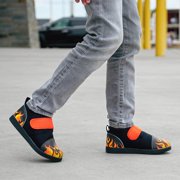 ikiki Scorching Hotrod Squeakerless Toddler Shoes | Black Flame Pattern