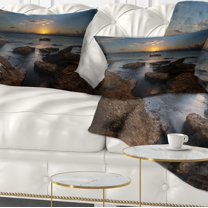 Designart Rocky Sydney Beach at Sunset - Seascape Throw Pillow - 12x20