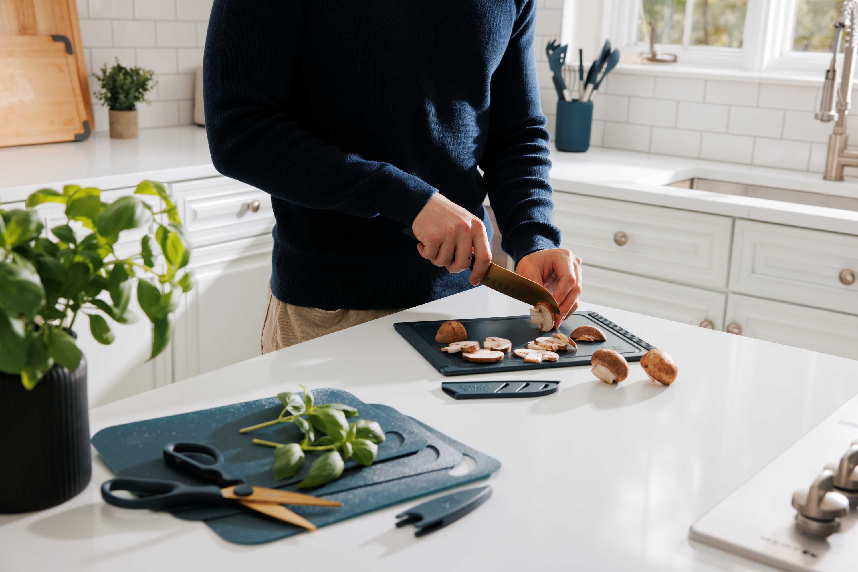Thyme & Table 20-Piece Knife Set - Blue