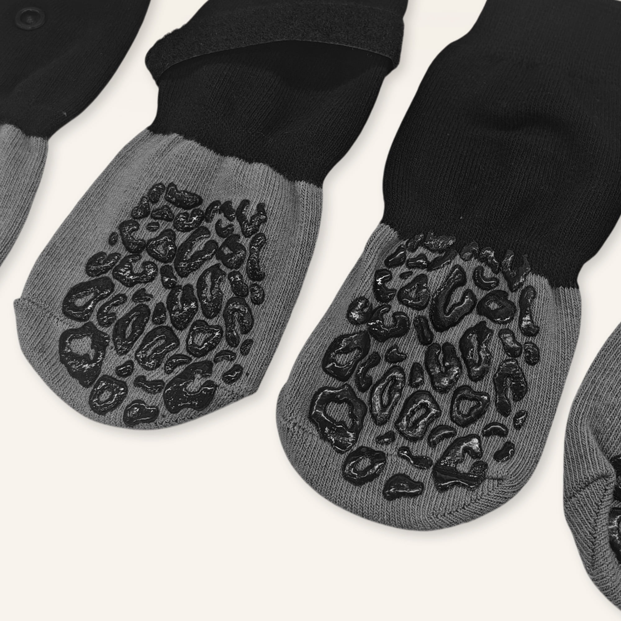 Unique Bargains 4 Pcs Non-Slip Dog Socks with Reflective Tapes Black Gray XS