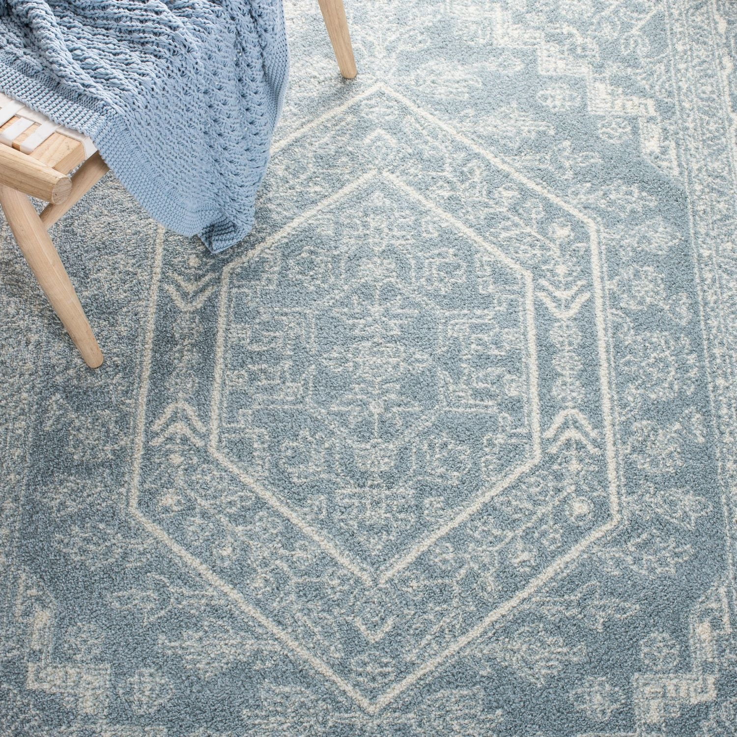 SAFAVIEH Adirondack Xavier Tapis Traditionnel