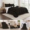 thumbnail image 6 of Twin XL Quilt Set 68''x98'', Black Yellow Geometric Lightweight Summer Bedspread Coverlet Set with 2 Pillow Shams, Modern Abstract Art Striped Breathable All Season Quilt Bedding for Dorm/Guest Room, 6 of 9