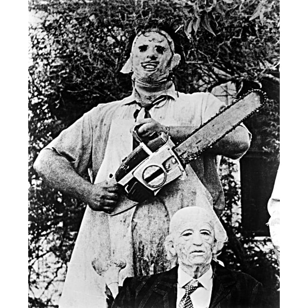 The Texas Chainsaw Massacre Photo Print (16 x 20)
