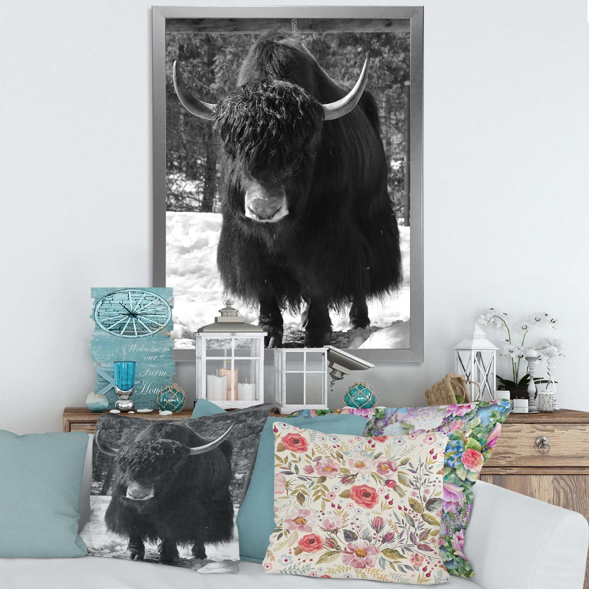 Designart 'Portrait Of Monochrome Wild Bull In Winter Forest I' Farmhouse Framed Art Print