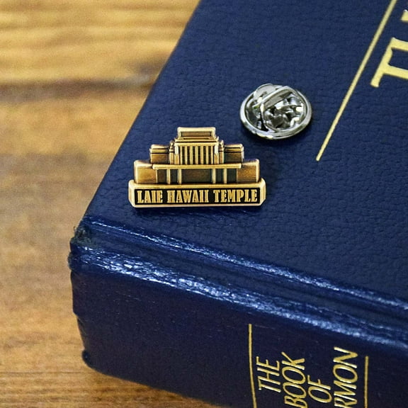 Laie Hawaii 3/4" Antique Gold Temple Pin by Ringmasters