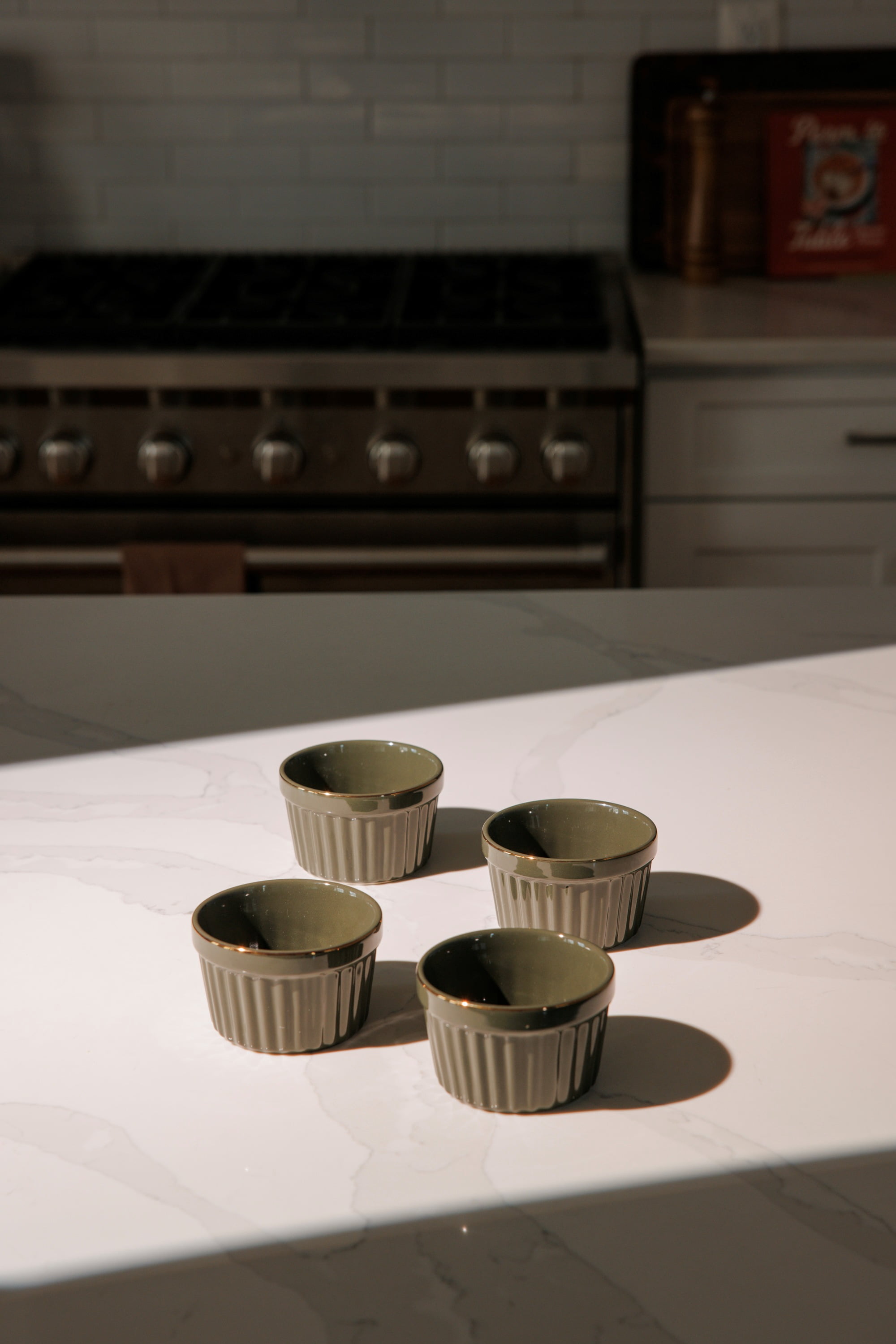 Thyme & Table 4-Piece 10 oz Stoneware Ramekin Set, Moss Green Ribbed