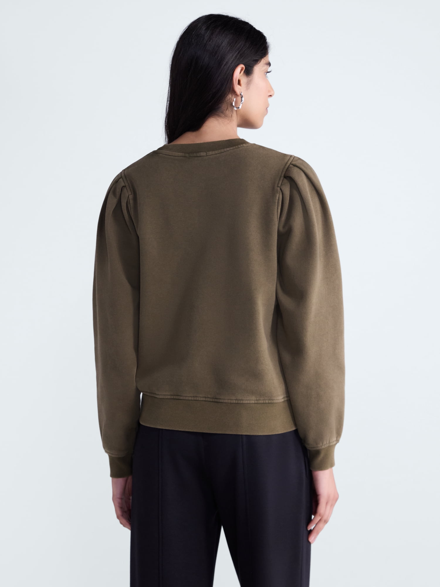 Scoop Women’s and Women's Plus Pleat Shoulder Sweatshirt, Sizes XS-4X