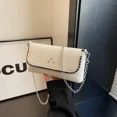 thumbnail image 4 of Bolsos de hombro ligeros de lujo con cadena de metal y cierre de perlas, con hilo de coser, clásicos de moda 2024, de poliuretano sólido y versátiles, para mujer, 4 of 5