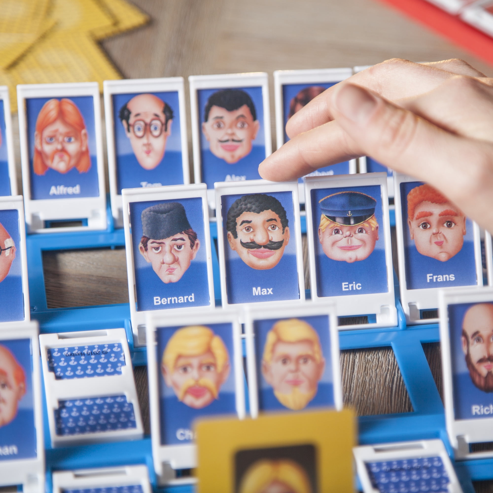 Vintage guess who shop game