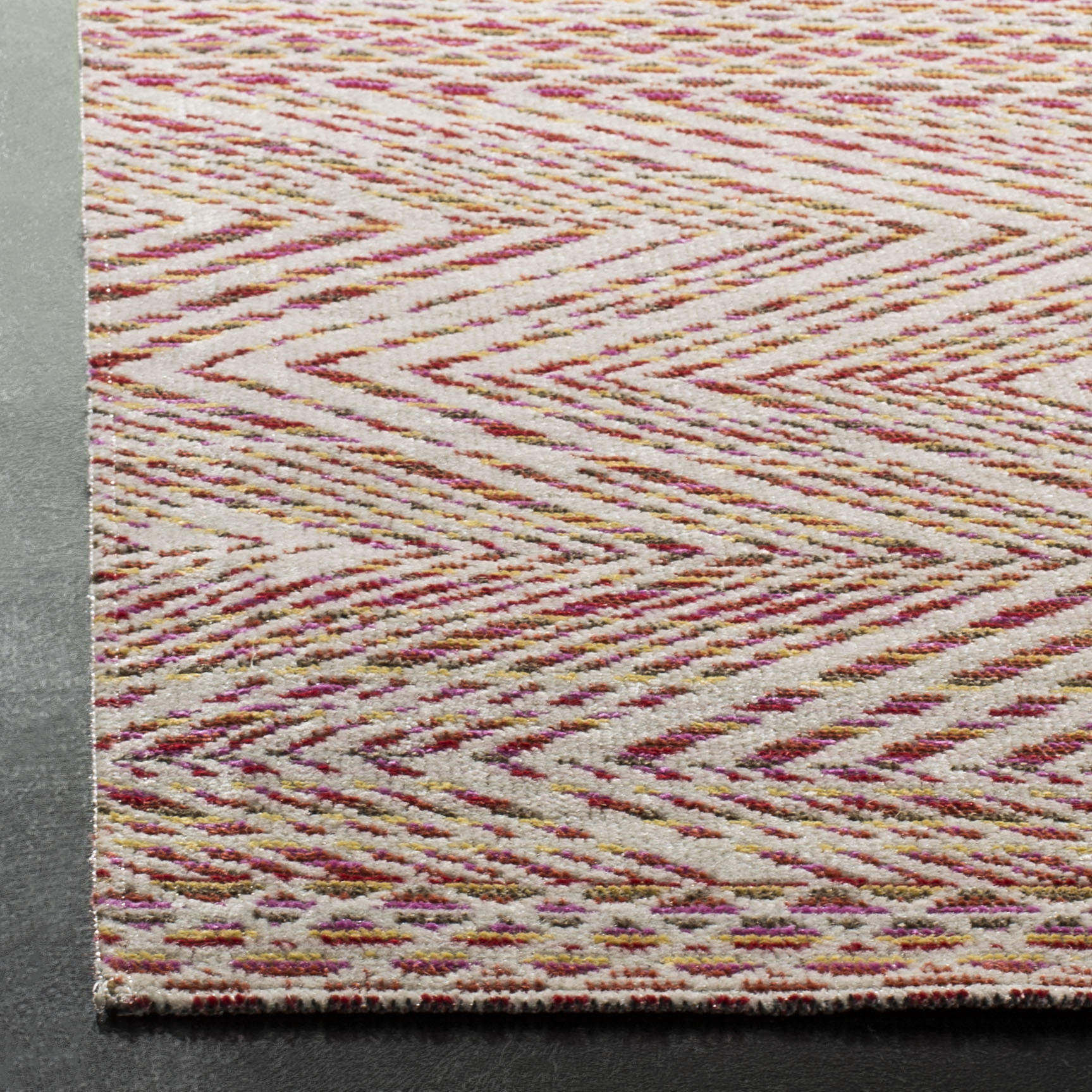 Safavieh Montage Jessie Zig Zag Stripes Area Rug or Runner
