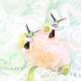 thumbnail image 3 of Elegantes pendientes de colibrí para mujer, bonitos pendientes de colibrí, pendientes colgantes con pintura al óleo de colibrí volador, 3 of 5