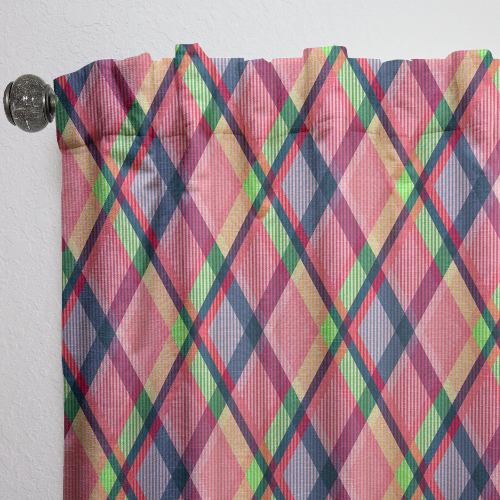 Designart 'Tartan Texture Geometrical Retro I ' Mid-Century Modern Curtain Panel