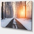 thumbnail image 2 of Bright Sun Break in Winter Forest - Grande Impression sur Toile Forest, 2 of 4