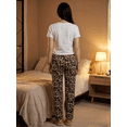 thumbnail image 3 of Pijama De 3 Piezas Mujer Pantalon Short Y Playera A Juego, 3 of 5