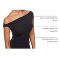 thumbnail image 4 of Remera INLYRIC Inbarely Soft Negra Pequeña con Hombros Descubiertos, 4 of 7