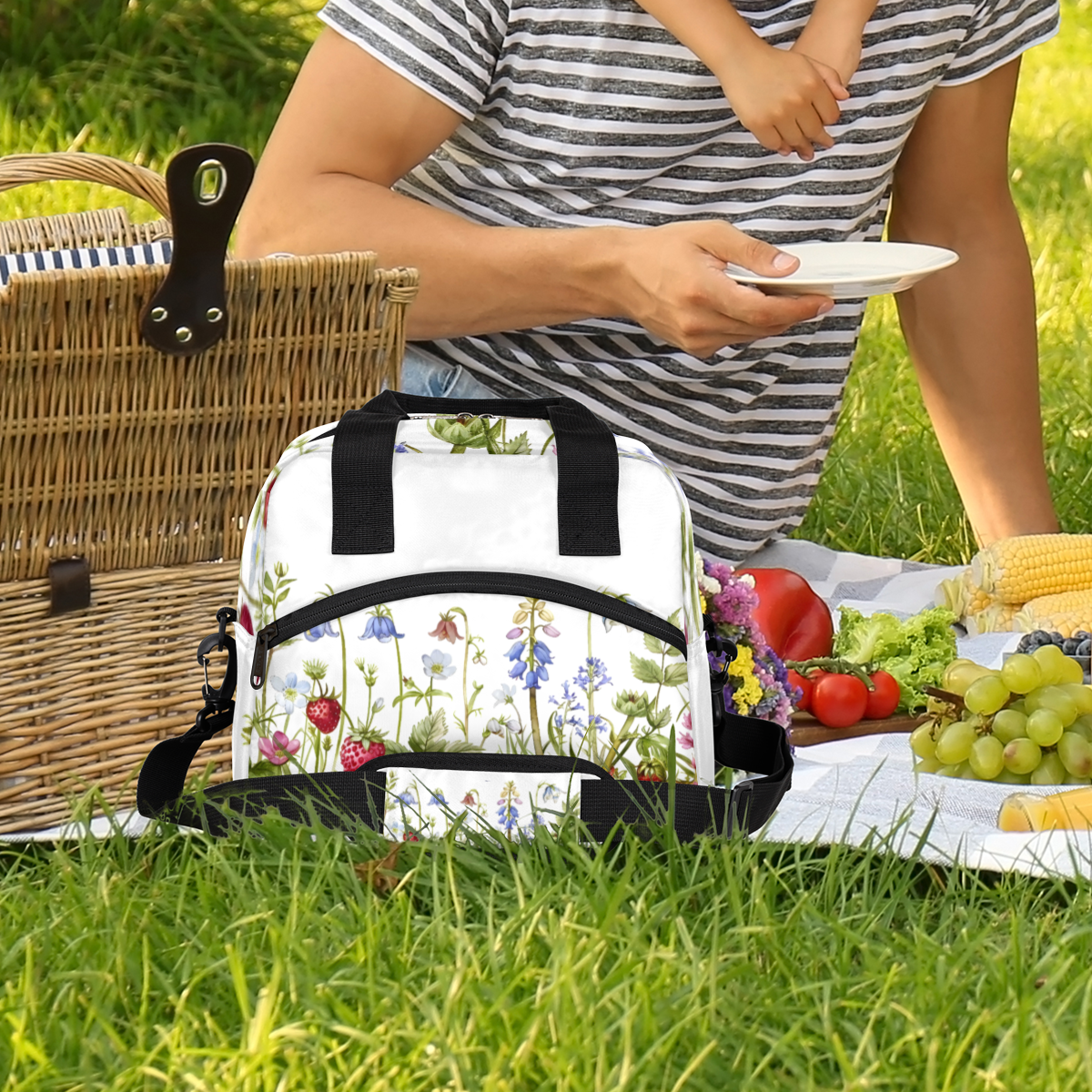Herdesigns Strawberries And Wildflowers Insulated Lunch Bag for Women Men Adults Large Reusable Lunch Box Leakproof Portable Cooler Tote Bags with Adjustable Shoulder Strap