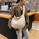 thumbnail image 5 of Bolso con asa superior con diseño de celosía Universal bolso de hombro para mujer con edredón sólido bolso de viaje de calle de gran capacidad, 5 of 7