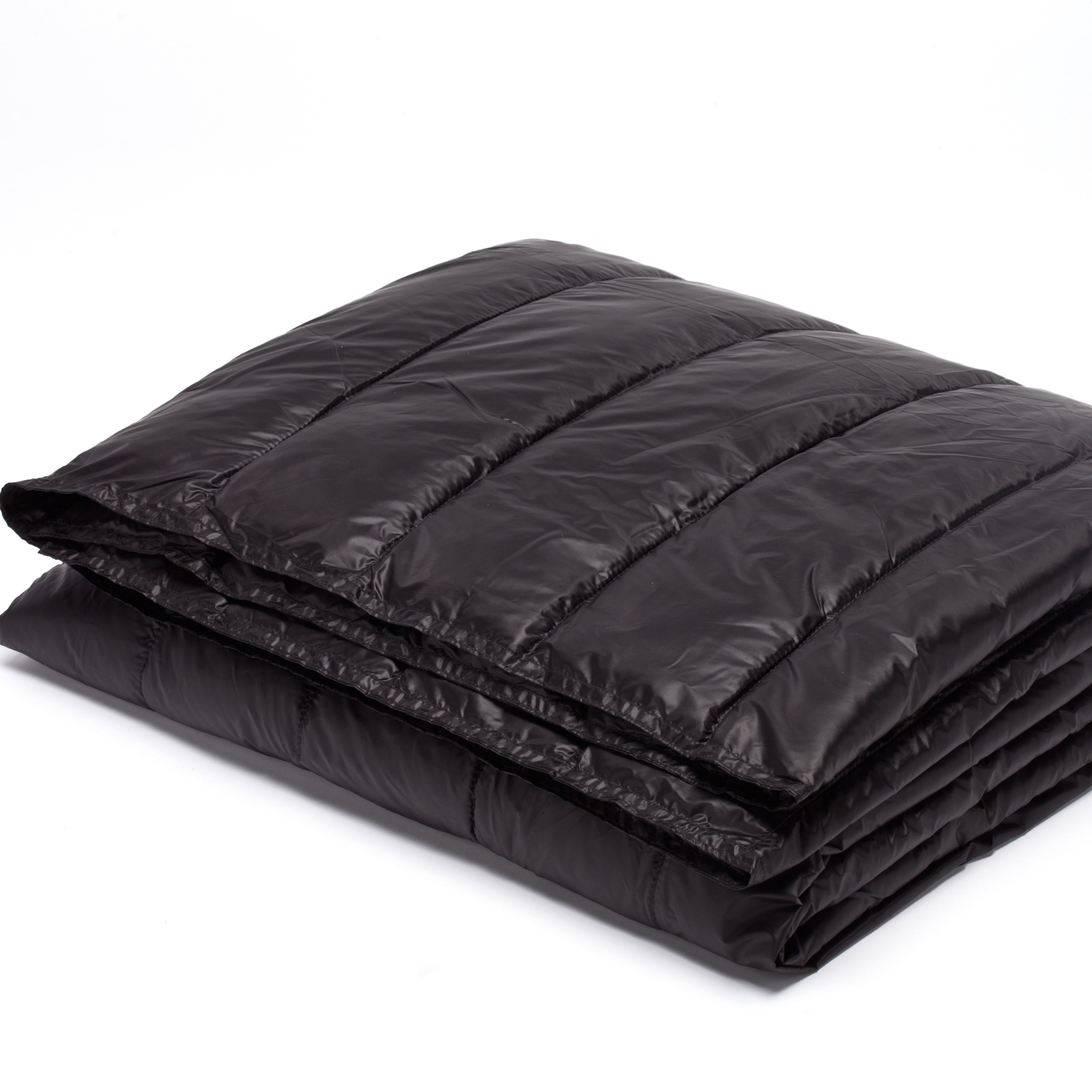 PUFF 50" x 70" Packable Down Alternative Indoor/Outdoor Water Resistant