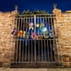 thumbnail image 4 of Decoración de Halloween con Banderas, Decoraciones para Fiestas de Halloween, Suministros para Fiestas de Cumpleaños de Halloween con Pancartas de Halloween, Letreros para Porches, Banderas con Fleco, 4 of 7