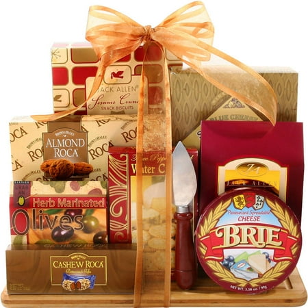 Alder Creek Holiday Cutting Board Gift Set, 9 pc (Best Gift Baskets For The Holidays)