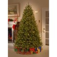 thumbnail image 2 of National Tree Company Sentir Réel 6.5' Artificiel Prélit Douglas Sapin, 2 of 7