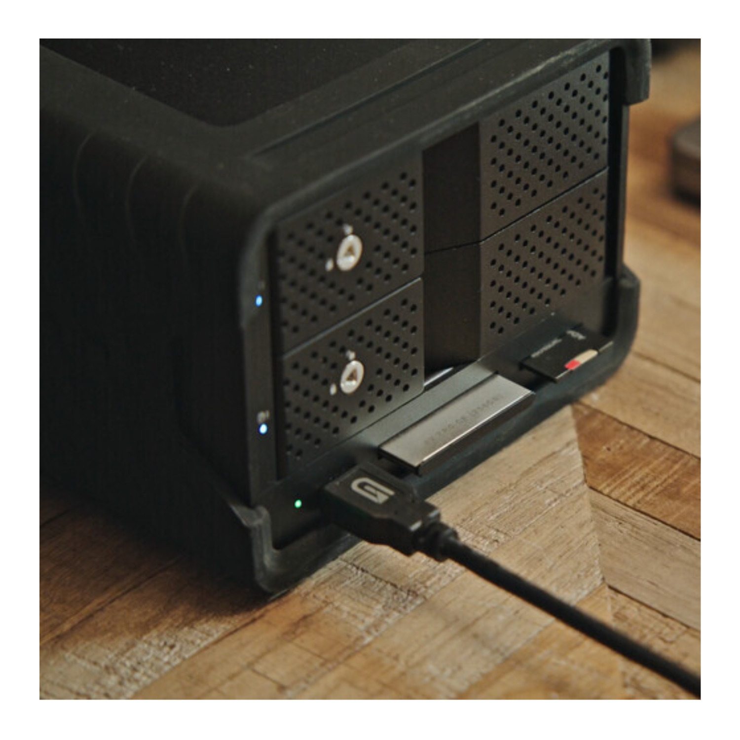 Glyph Blackbox PRO RAID 8TB Enterprise-Class External Drive with Thunderbolt 3 Hub (Black)