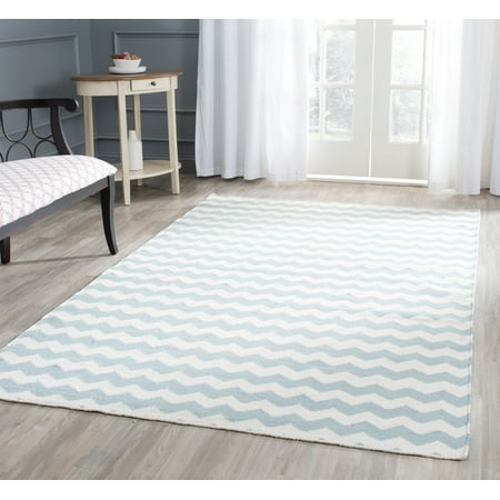 SAFAVIEH Dhurrie Karissa Chevron Zigzag Wool Area Rug  Ivory/Blue  6  x 6  Square Dhurries Rug Collection. Contemporary Flat Weave Rugs. The Dhurrie Collection of contemporary flat weave rugs is made using 100% pure wool and faithful obedience to the traditions of the local artisans of India. The original texture and soft coloration of antique Dhurries  so prized by collectors  is skillfully recreated in these sublime carpets. Flat weave construction and classic geometric motifs  with their natural  organic nuances in pattern and tone  are equally at home in casual  contemporary  and traditional settings.