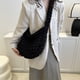 thumbnail image 2 of Bolso tote de nube para mujer Bolsos para axilas de moda de verano Bolso de hombro grande (Balck), 2 of 7