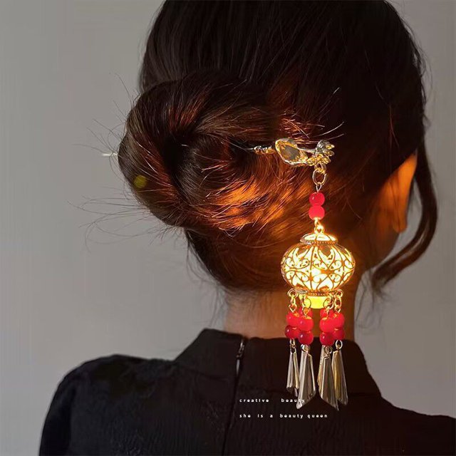 Horquilla de borla hueca para lámpara de palacio luminoso, palillos, accesorios Hanfu, horquilla de metal para tocado