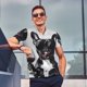 thumbnail image 4 of Fotbe Cool French Bulldog Wine Camiseta Polo de Golf para Hombre con Estampado – Camisa Deportiva Transpirable con Cuello Abotonado-Small, 4 of 6