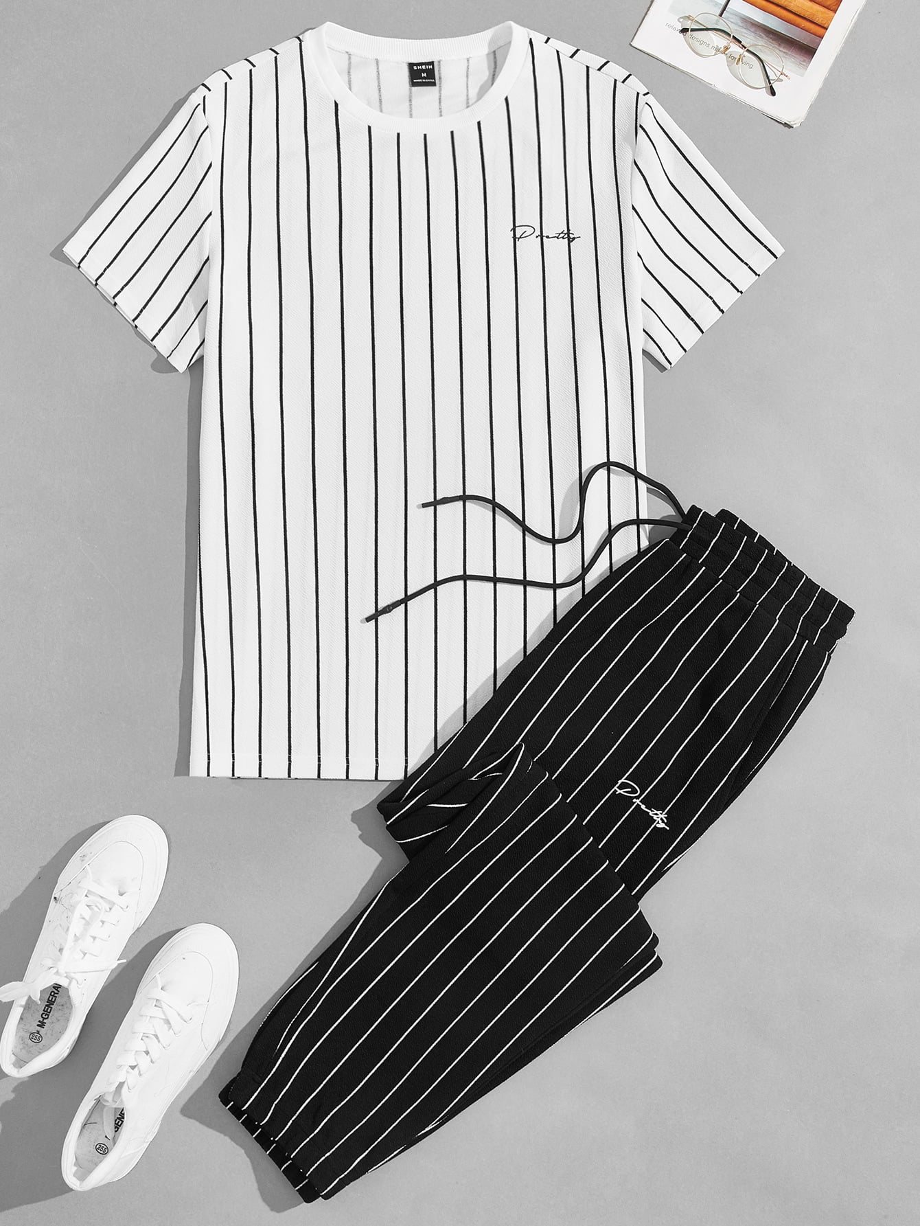 Men Vertical Striped Letter Graphic Tee 