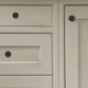 thumbnail image 4 of Elegante Minimalista Cajón Tiradores Agujero Acabado Hardware Aspecto aerodinámico para gabinetes modernos Agarre suave Mejorar la estética de su hogar, 4 of 7