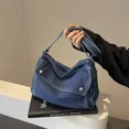 thumbnail image 2 of Bolso cruzado vaquero de color liso con cierre de cremallera, superventas 2024, sencillo, moderno, bolso de hombro, suave, versátil, de gran capacidad, 2 of 5