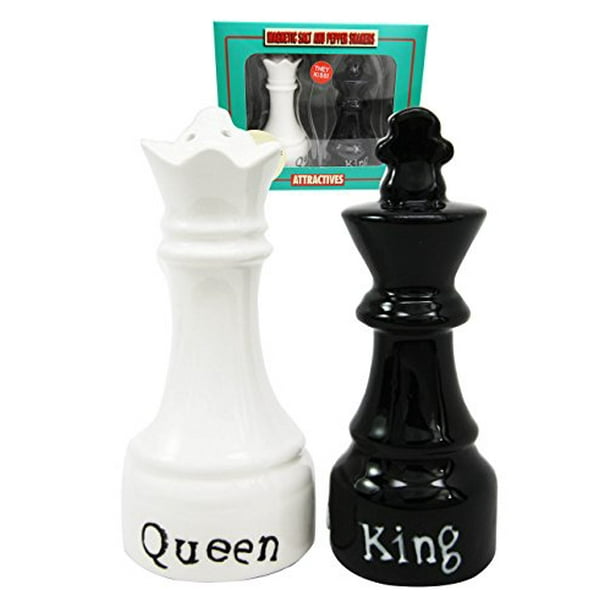 King And Queen Checkmate Chess Ceramic Salt Pepper Shaker Set