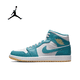 thumbnail image 3 of Zapatillas de baloncesto Nike Air Jordan 1 para hombre de corte medio, color blanco, 3 of 5