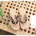 thumbnail image 3 of Women's Floral Pattern Flip Flop Slippers Casual Summer Beach Slippers Grass Weave Non Thong Sandals (Black 7), 3 of 8