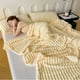 thumbnail image 5 of Manta de Franela Polar | Diseño de Rayas Suave y Cálido | Manta de Microfibra Acanalada para Sofá y Cama (200 X 180 Cm) | Decoración Acogedora para Cualquier Temporada | Azul, Beige, Blanco, Café, Gr, 5 of 6