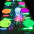 thumbnail image 4 of Platos APUXXJUPA de Neon Party Supplies que brillan en la oscuridad, 50 unidades, 4 of 7