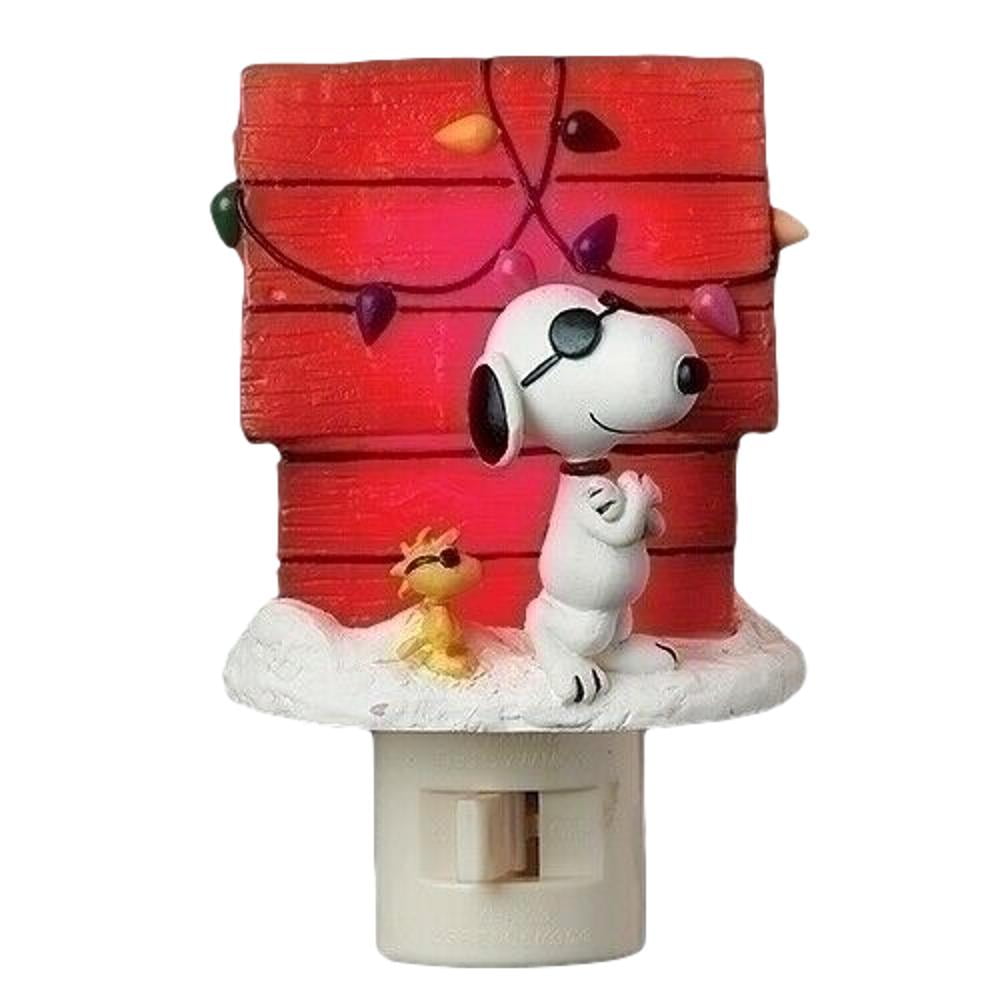 Peanuts 7 Inch Snoopy Xmas Doghouse Bubble Night Light with Woodstock 