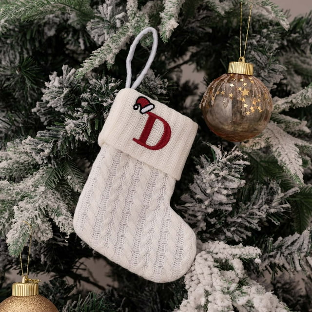 Xihbxyly Calcetines Navideños de Punto, Alfabeto Bordado Decorativo, Bolsa de Regalo Festiva, Medias de Lana para Decoración Navideña, Encantador Diseño de Enano, Navidad Blanca, Tamaño Mediano, 18 X