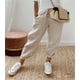 thumbnail image 1 of Pantalones casuales elásticos con bolsillos de algodón y lino para mujer de Europa y América., 1 of 6